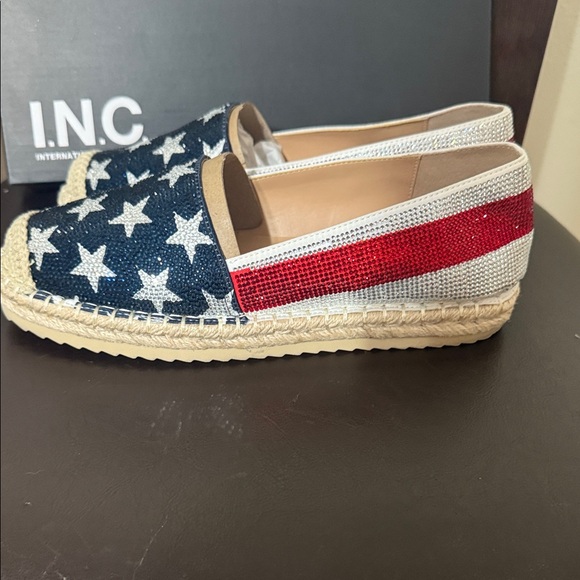 INC International Concepts Red, White, and Blue Espadrilles - Picture 5 of 7